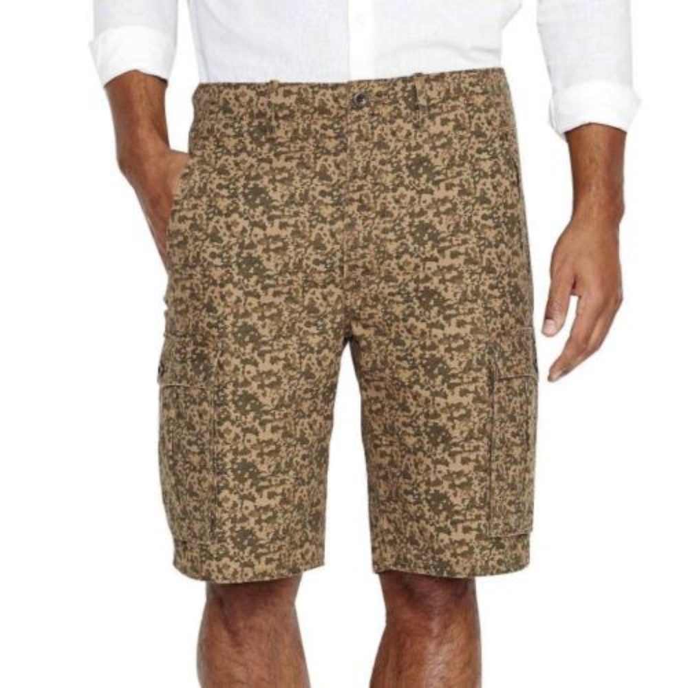 Levi's Harvest Gold Camo Cargo Shorts Sizes 28, 30, 31 Msrp $50.00